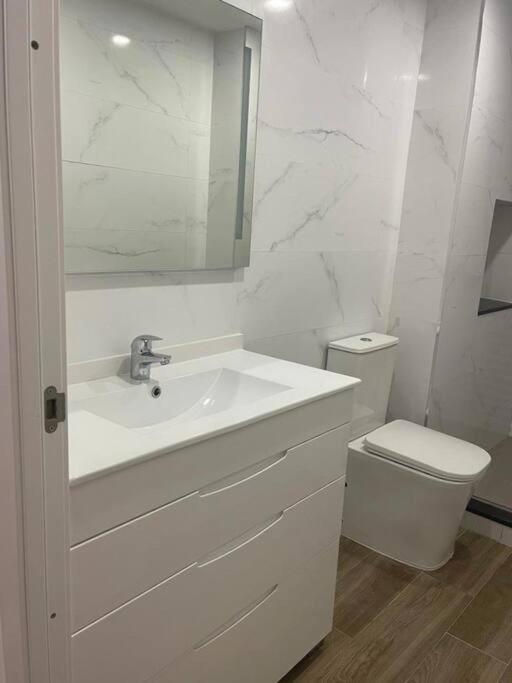 Moderno Apartamento En Elche Exteriör bild